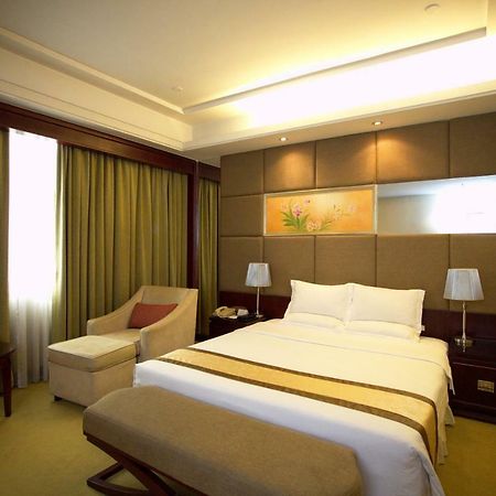 Harbour Metropolis Hotel ฝอซาน ภายนอก รูปภาพ