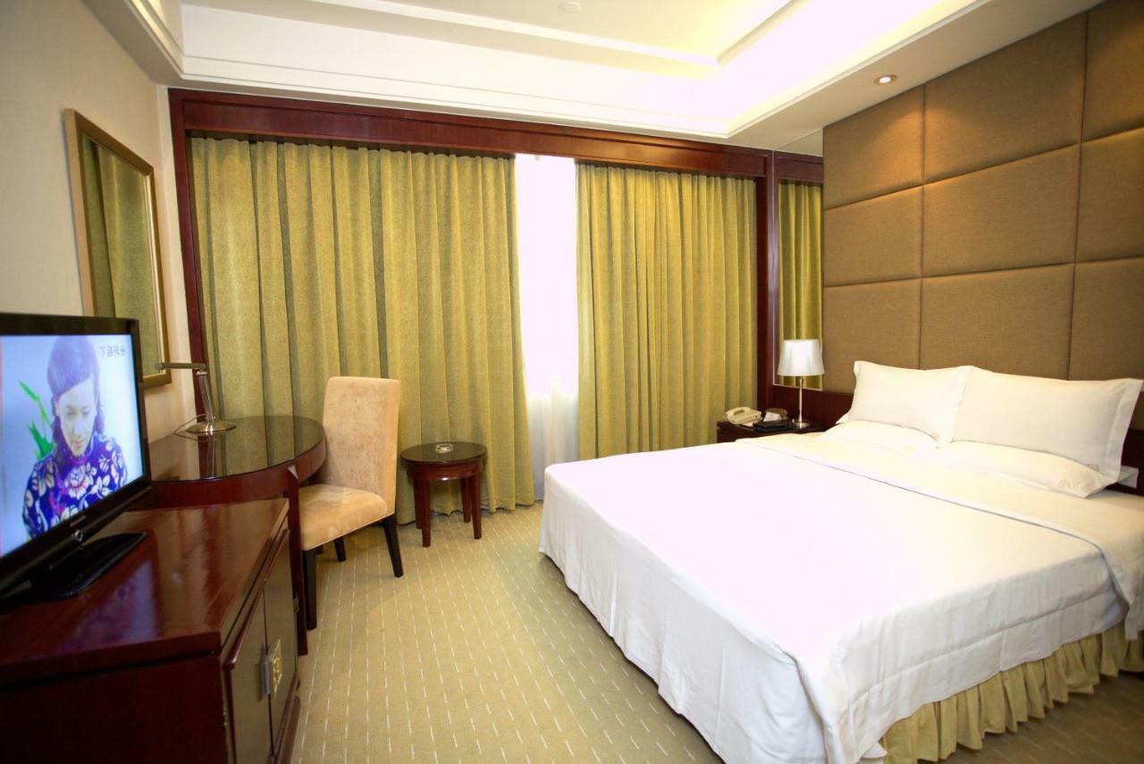 Harbour Metropolis Hotel ฝอซาน ภายนอก รูปภาพ