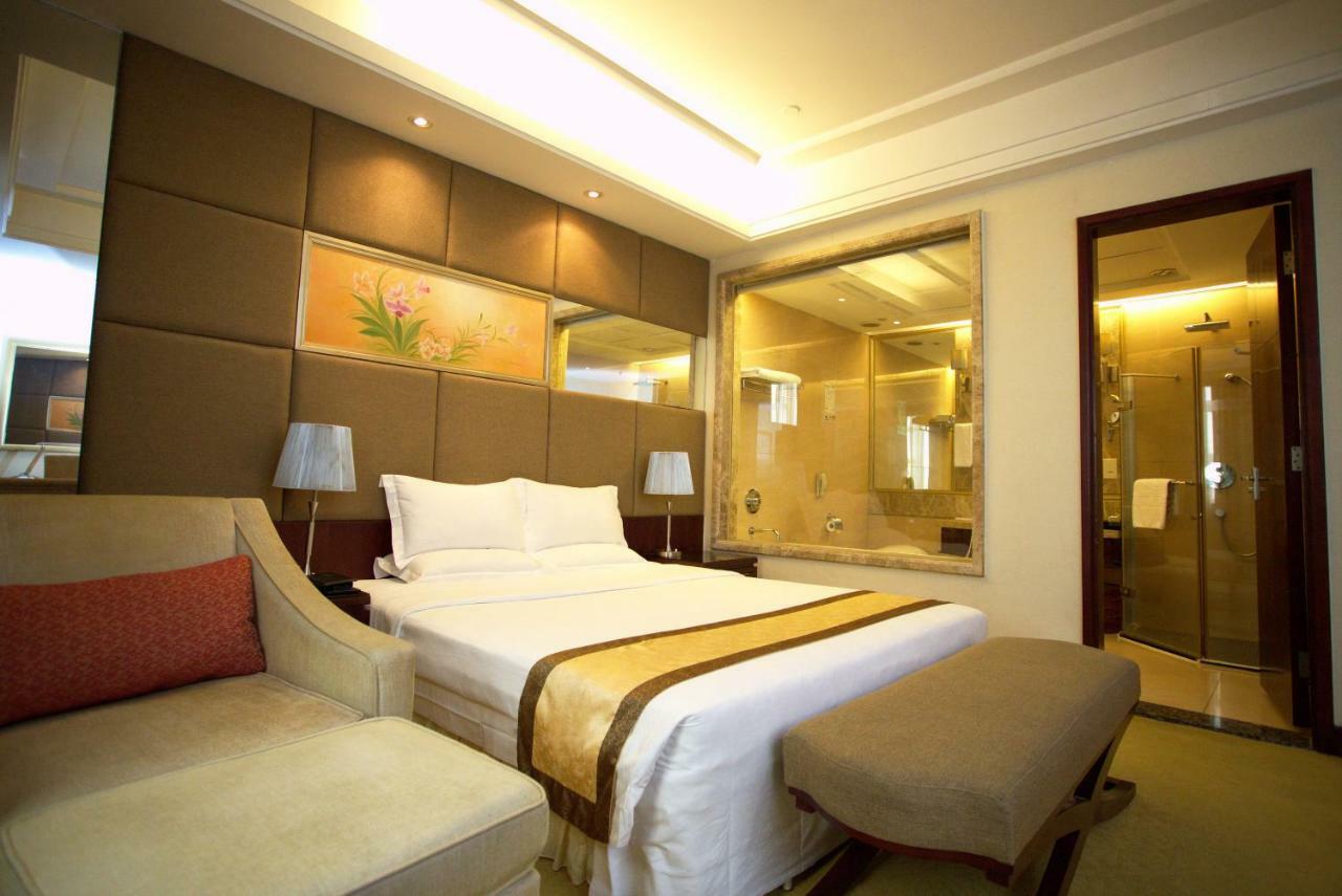 Harbour Metropolis Hotel ฝอซาน ภายนอก รูปภาพ